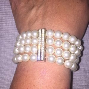 Four row costume pear bracelet